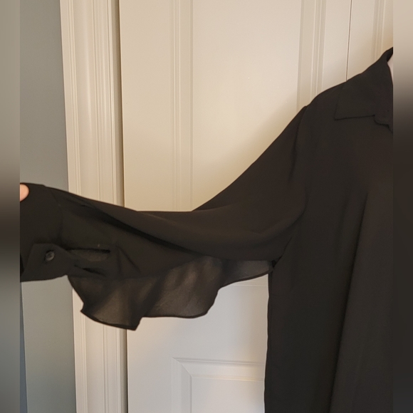 Eloquii Women's Plus Size Black Chiffon Collared Blouse with Flutter Trim - 18 - Picture 11 of 13